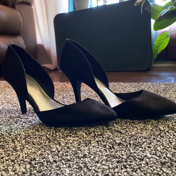 Christin Siriano for Payless Black pumps - Picture 1 of 3